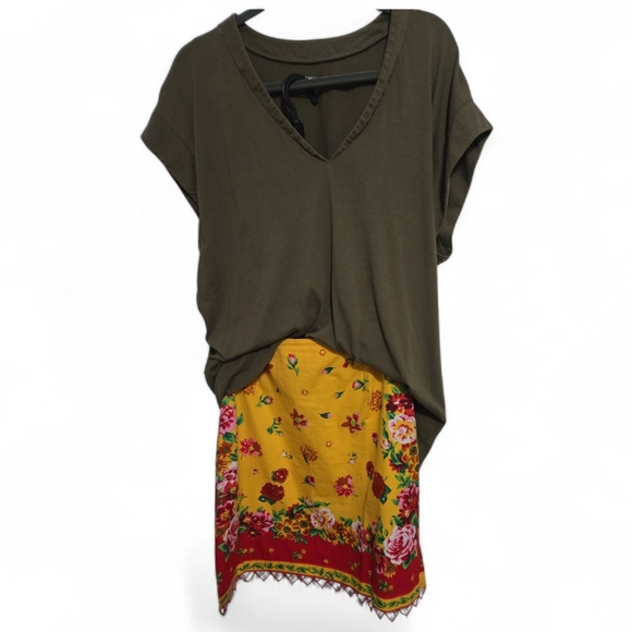 Frame & Boston Proper - Picture 2 of 5